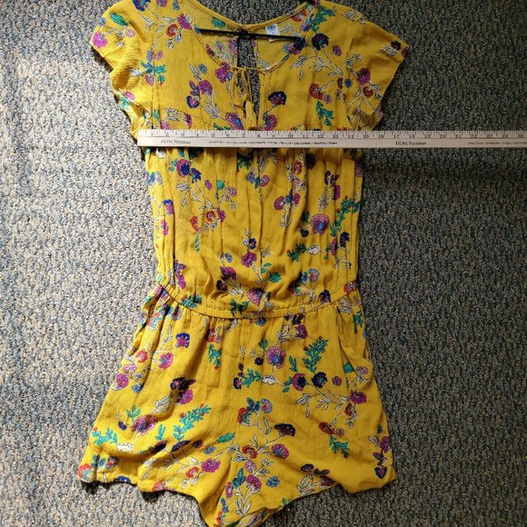 Old Navy Yellow Floral Romper Size Small - Picture 12 of 14
